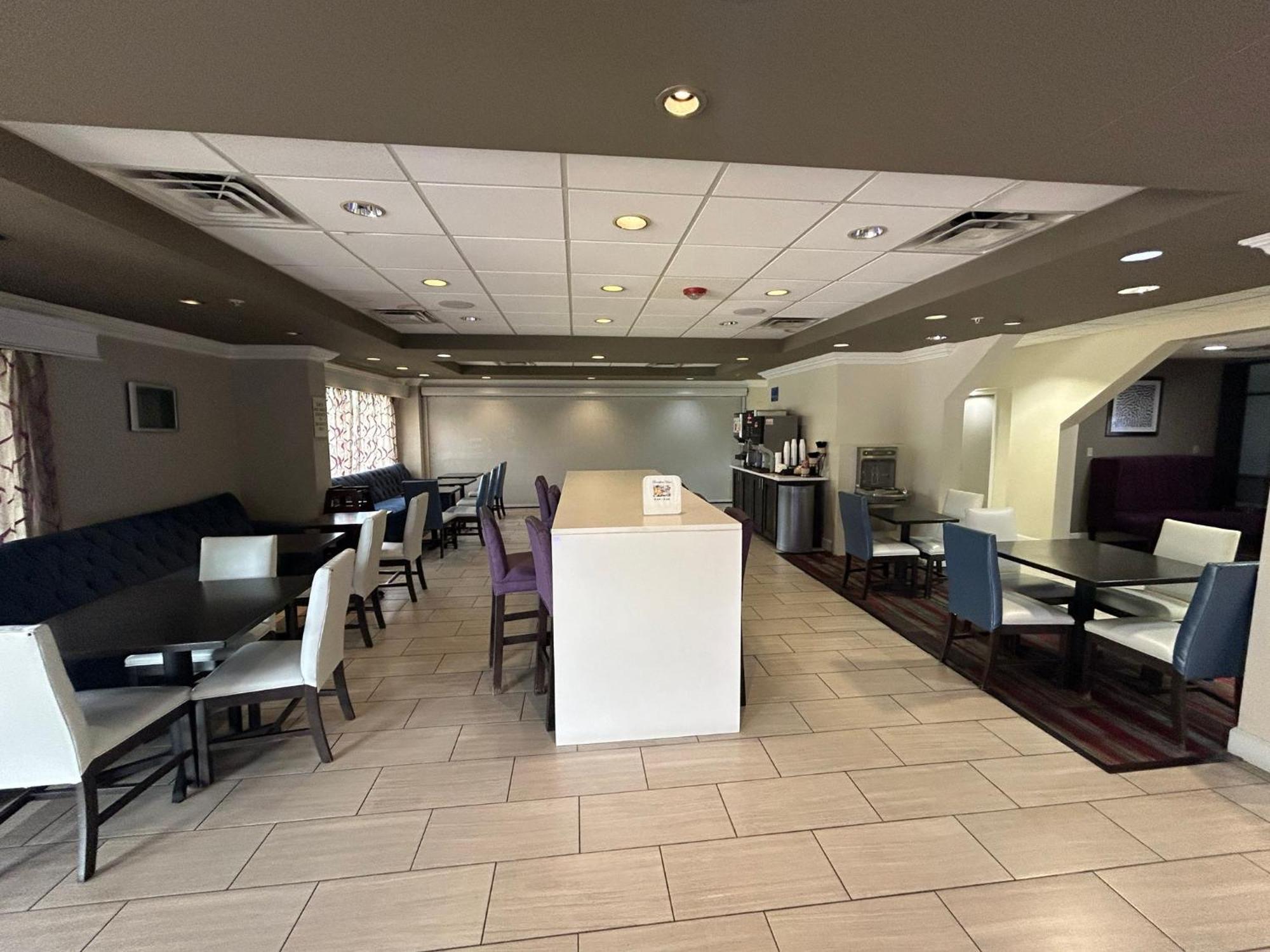 Airport Inn Fort Myers Eksteriør billede